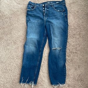Old Navy Sky Hi Straight Distressed Jeans